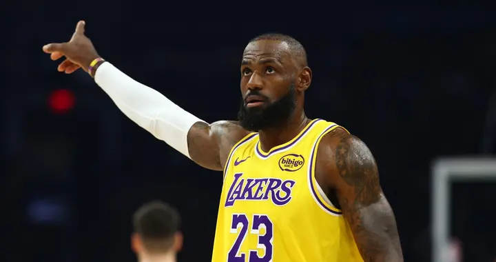 火箭对阵湖人前瞻 詹姆斯与杜兰特的较量 乌度卡会做哪些针对性布置