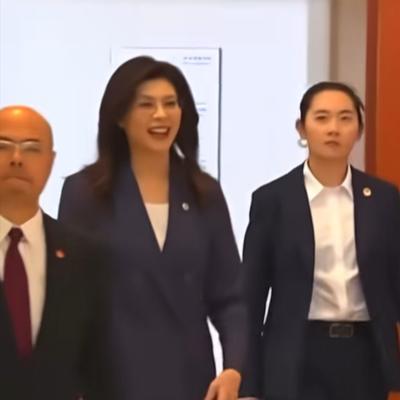 有朋自远方来安康：仔细看看，他们三个人衣