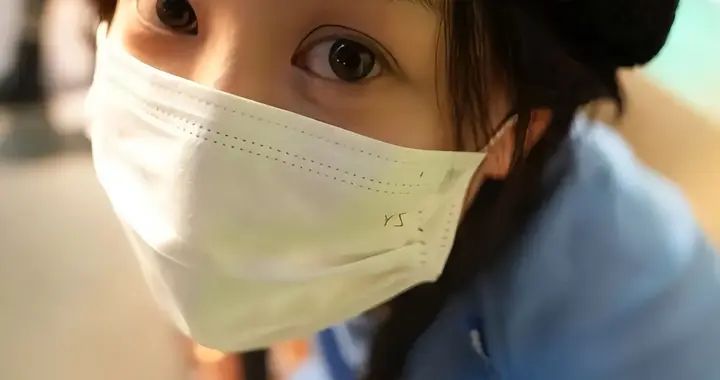 把粉丝耍得团团转！李金铭回应怀孕传闻，悬着的心终于放下了