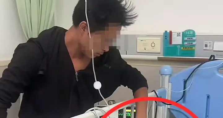 孩子疝气需要紧急手术，妈妈跪求爸爸却不让，拔了孩子氧气抱走了