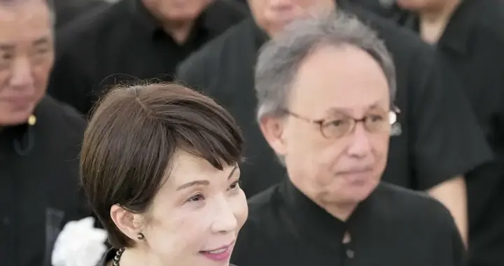 高市早苗失算了，《人民日报》重磅发文，琉球地位未定不属于日本