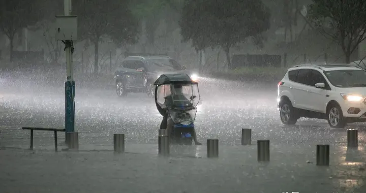 “来年涝不涝，看九月初二”,今日九月初二，下雨预示明年雨多吗