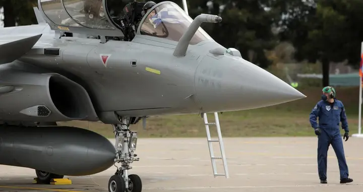 瞧不起中国战机的他，“一夜之间声名狼藉”，法国达索正遭到抛弃