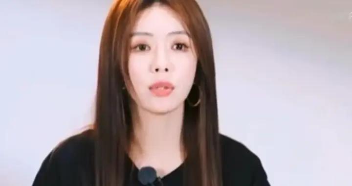 “我家那闺女不要再诉苦了”冲上热搜！
