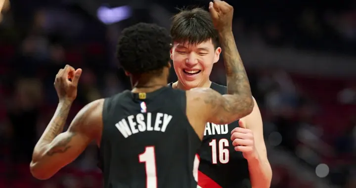 杨瀚森9分钟4分3板，他已接近适应NBA轮换角色