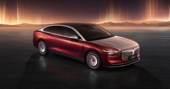 十连涨破两万！岚图领衔华系“双旗舰”正面取代BBA传统豪华时代