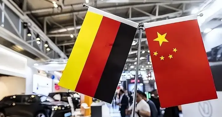 德国记者感慨：中国人现在看我们的眼神，已经从钦佩变成了同情