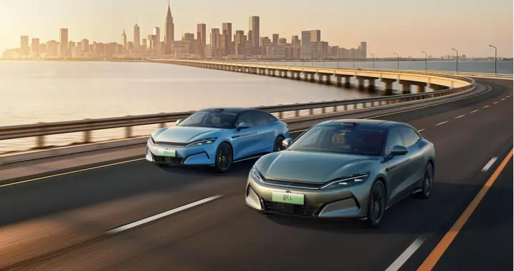 比亚迪汉L携新车色与智能OTA登场，补贴后19.48万元起