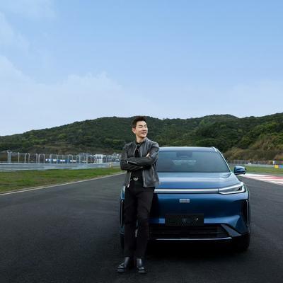 锦鲤不少女：插混界的“续航卷王”吉利银河