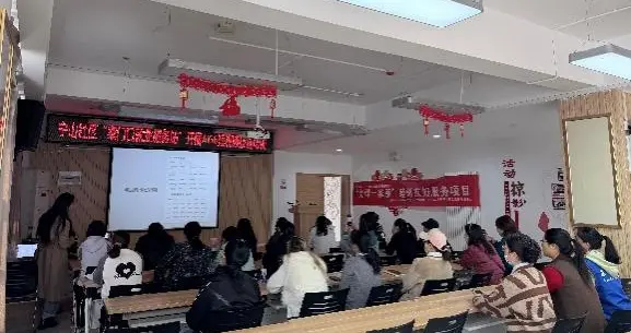荥阳市豫龙街道宁山社区：郑州党群一家亲 AI赋能惠民生