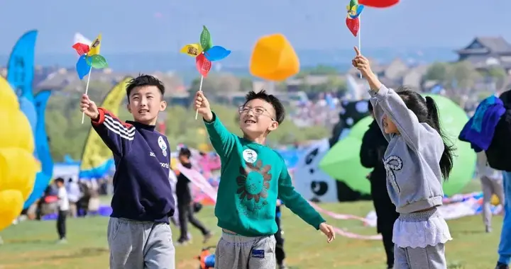 第43届潍坊国际风筝会最强攻略！吃玩游购一站式搞定，周末就出发