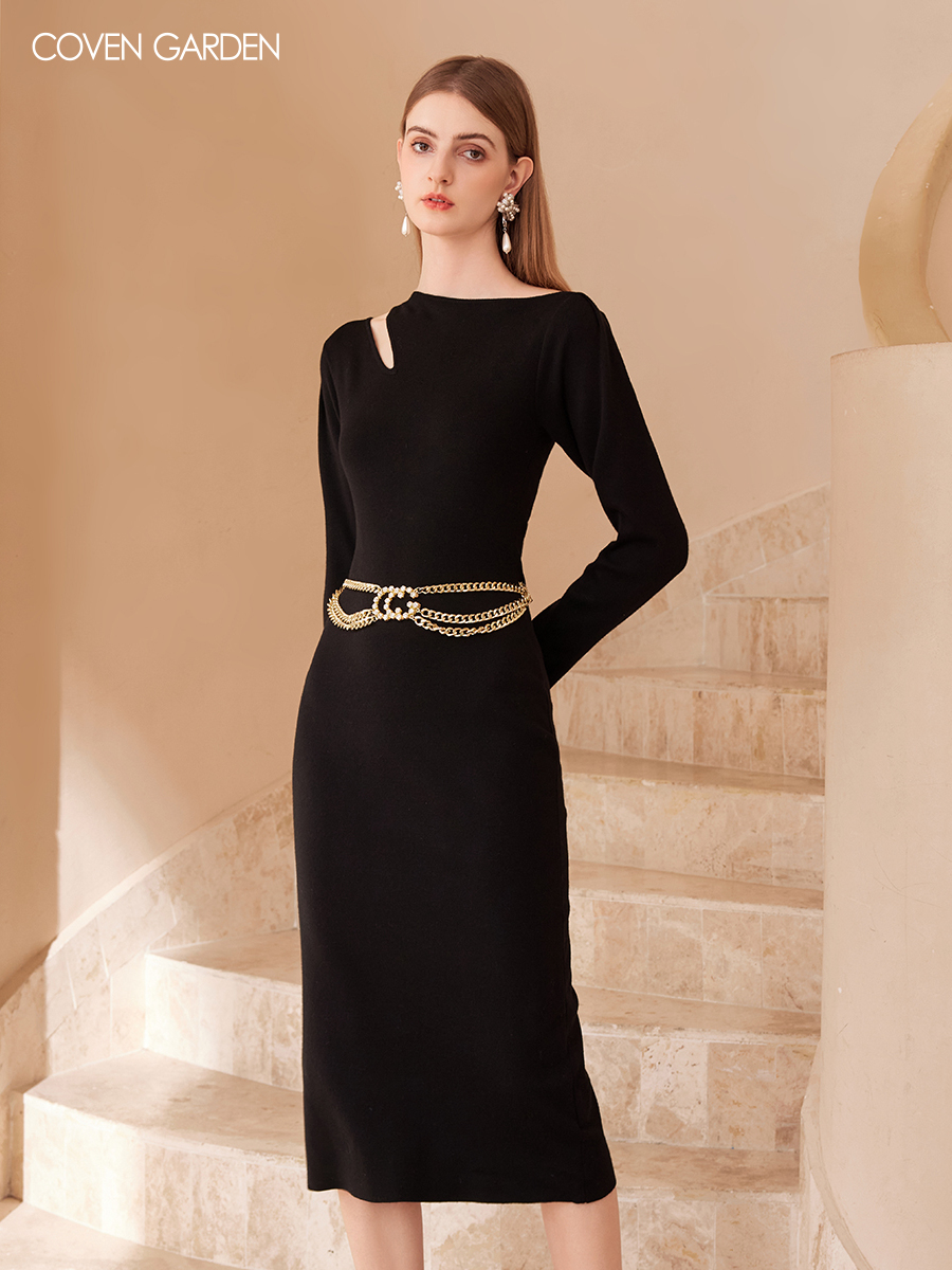 哥文花园秋季新款修身镂空羊毛针织连衣裙