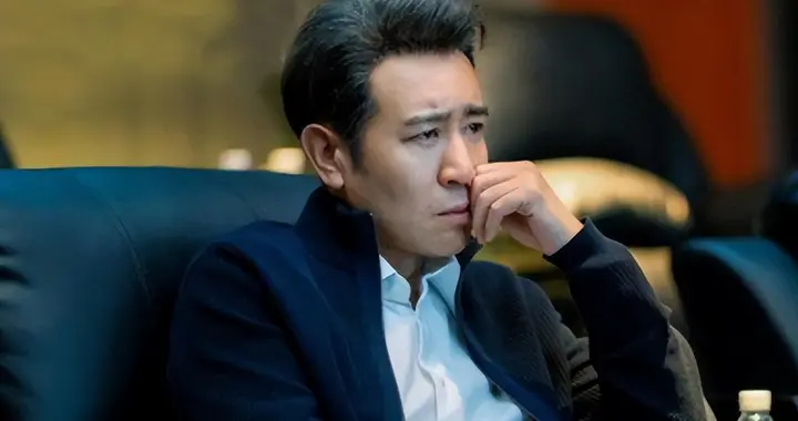 于和伟越来越不对劲！不是演技退步，而是整个人肉眼可见的变化