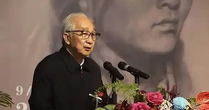 知名演员嫁大44岁老艺术家，现丈夫92岁垂垂老矣，她48岁貌美如花