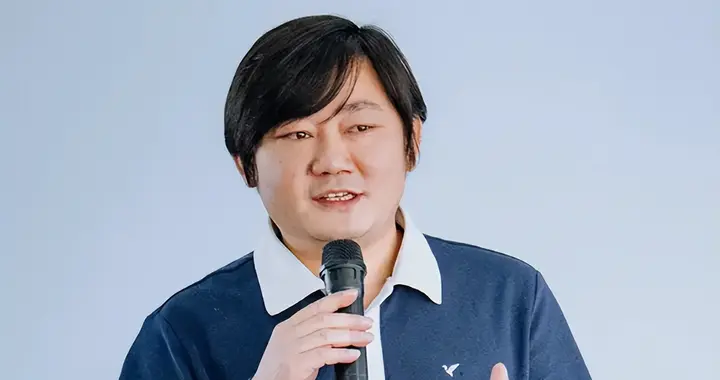 管理别只盯着员工，老板自我监督，才能做出靠谱决策
