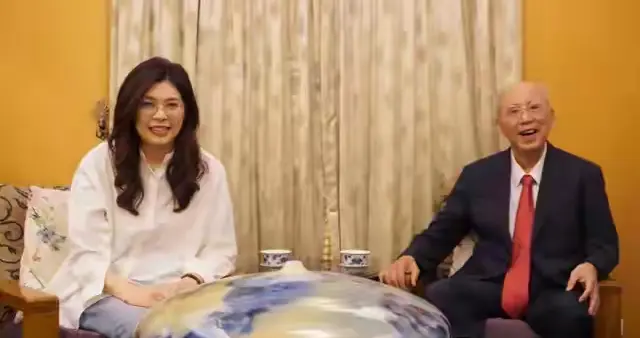 马到成功！吴伯雄交待郑丽文，一定要成功。