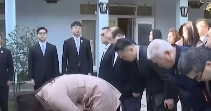 郑丽文出重拳！用对的人，张亚中、尹乃菁，做对的事，猛敲蒋万安