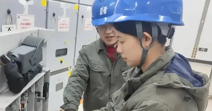 1985年我不顾母亲反对，从粮店辞职去电厂上班，命运就此发生改变