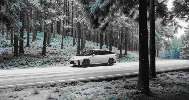 理想老车还能升级，新功能不靠发布会，用户反而更安心