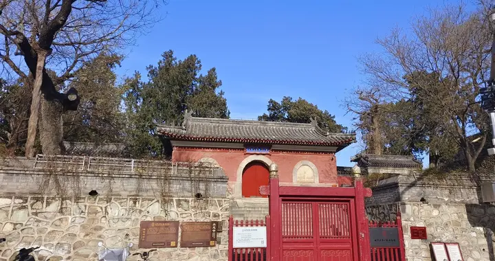 被称为“驼铃古道新街”的北京模式口历史文化街区