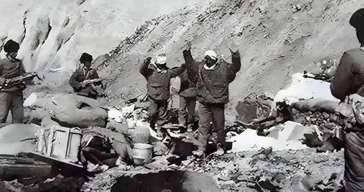 1962年,打印度时众将意见不一,刘伯承挺身而出,一锤定音