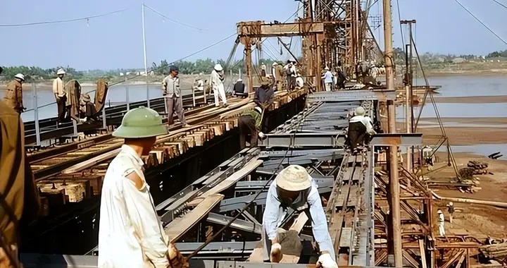 邻国又又又变天了，亲华总理一夜下台，自嘲辞职是因为国家利益？