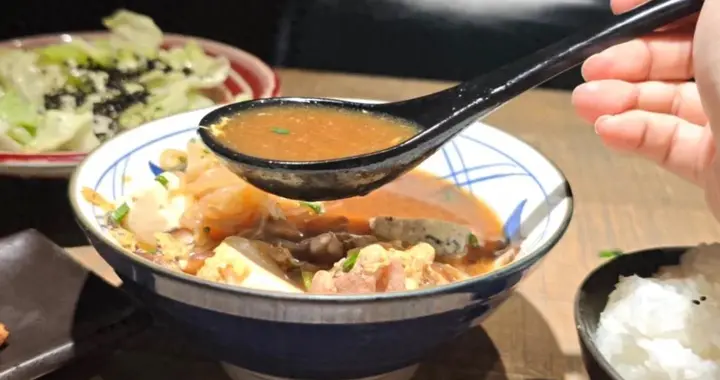 为什么下馆子后总疯狂口渴？研究分析了8000道菜后找到了真相