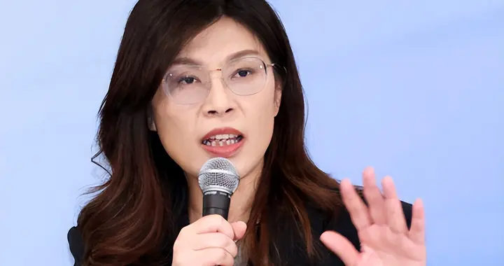 郑丽文再提“九二共识”，台当局顽固拒共识，未来走向早已注定