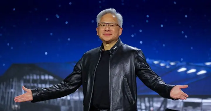 黄仁勋警告:如果DeepSeek跑在华为芯片上,美国输掉的不只是市场