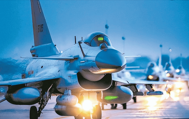 克什米尔夜空再燃战火，背后竟是中巴联手打破西方军火霸权！