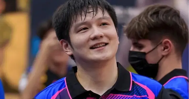 最后主场3比2逆转！樊振东完美谢幕，这才是顶级球员的体面