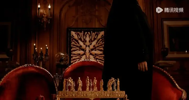 《枭起青壤》：看懂林姨屋中巨型殉葬图，就明白地枭缘何由人变枭