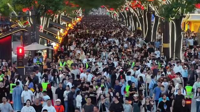 坠机、爆炸、坠崖！这个五一发生的事情，再次印证了曾仕强说的话