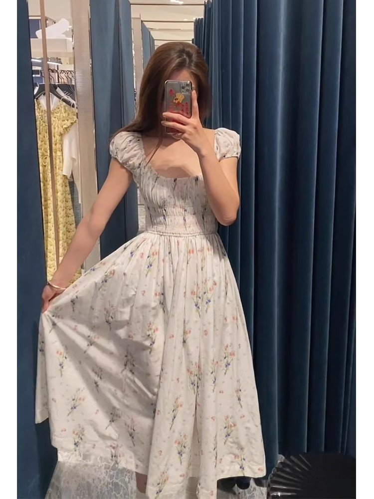 夏季超好看独特漂亮法式碎花连衣裙子女