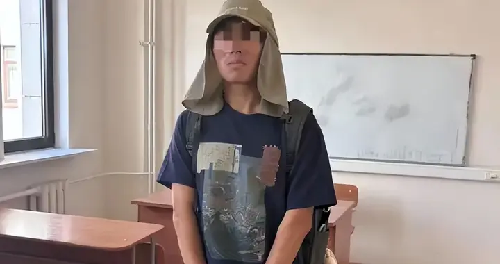 那个披旭日旗的留学生，三次试探的时间线比道歉视频更能说明问题