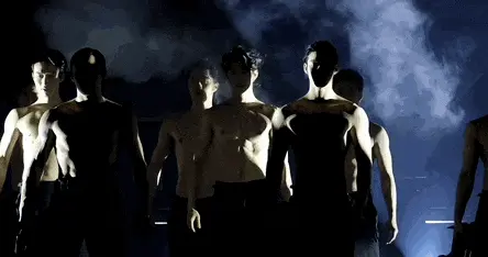 男色经济崛起！公狗剧场年入上亿，背后藏着哪些风口？