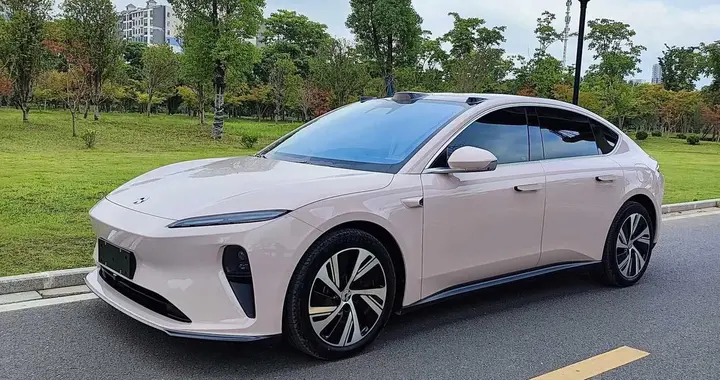 蔚来四季度能不能盈利？看李斌和市场怎么说