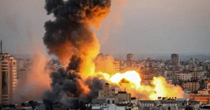 弹药告急！3400次空袭、42军舰被沉！伊朗反击不停，特朗普先崩了