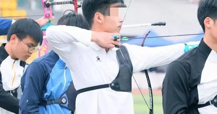 天妒英才！四川17岁射箭少年钟翔去世，刚拿省冠军，死因太惋惜