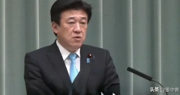 事情闹大了，日本内阁连发公告，中国的态度，告诉了世界一个事实