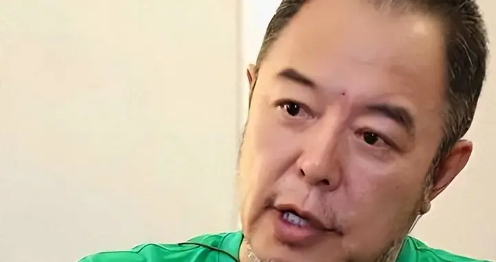 善恶到头终有报！68岁瘫在轮椅上的张铁林，如今的下场怪不了别人