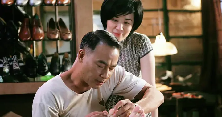 大儿子白血病去世，小儿子从此不玩鱼缸套头，拒绝躺平的修鞋人家