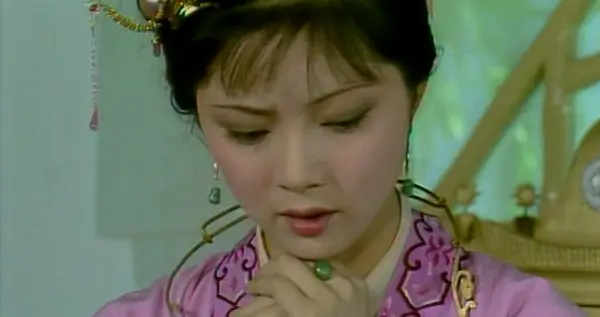 宝钗为什么可以隐藏年龄？日常通信，就不说谁家生了个孩子吗？