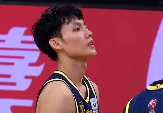 背水一战！徐杰、胡明轩苦练不放弃，广东队发出4字宣言