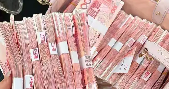 2026，涨工资真的来了？国家出招，先从这两类人入手