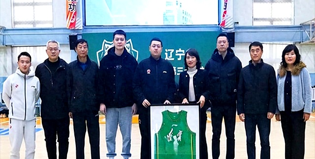 辽宁男篮这波暗度陈仓的引援操作，着实把大家都给看精神了    总经理刘...
