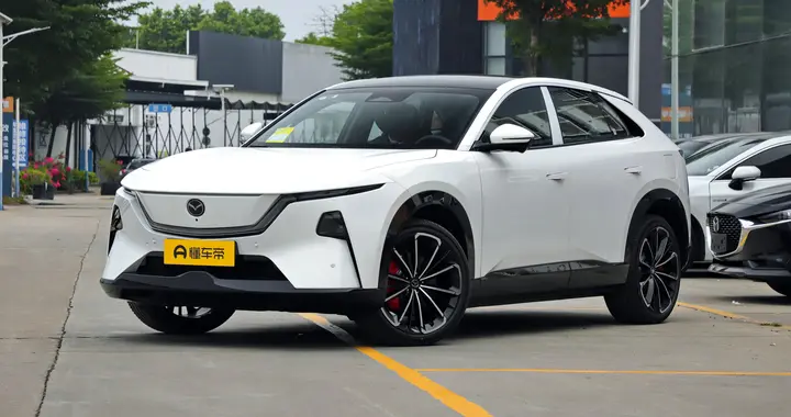 马自达也卷智能了！EZ-60入门11.99万起，乐趣到位买高配?