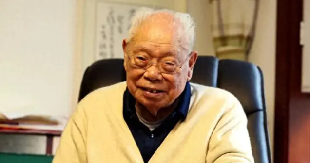 妻子被害、女儿失踪20年、两度患癌活到110岁：一生拒绝投降！