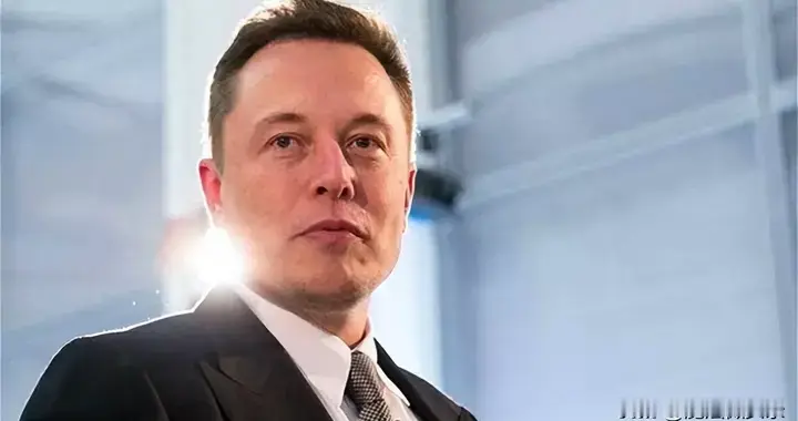 马斯克早几年他就说 电力和变压器会成大麻烦，现在看来全应验了。