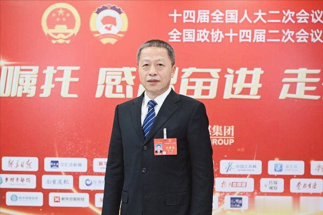 江苏正厅级干部王斌被查！曾任援疆总指挥、人社厅厅长，履历曝光